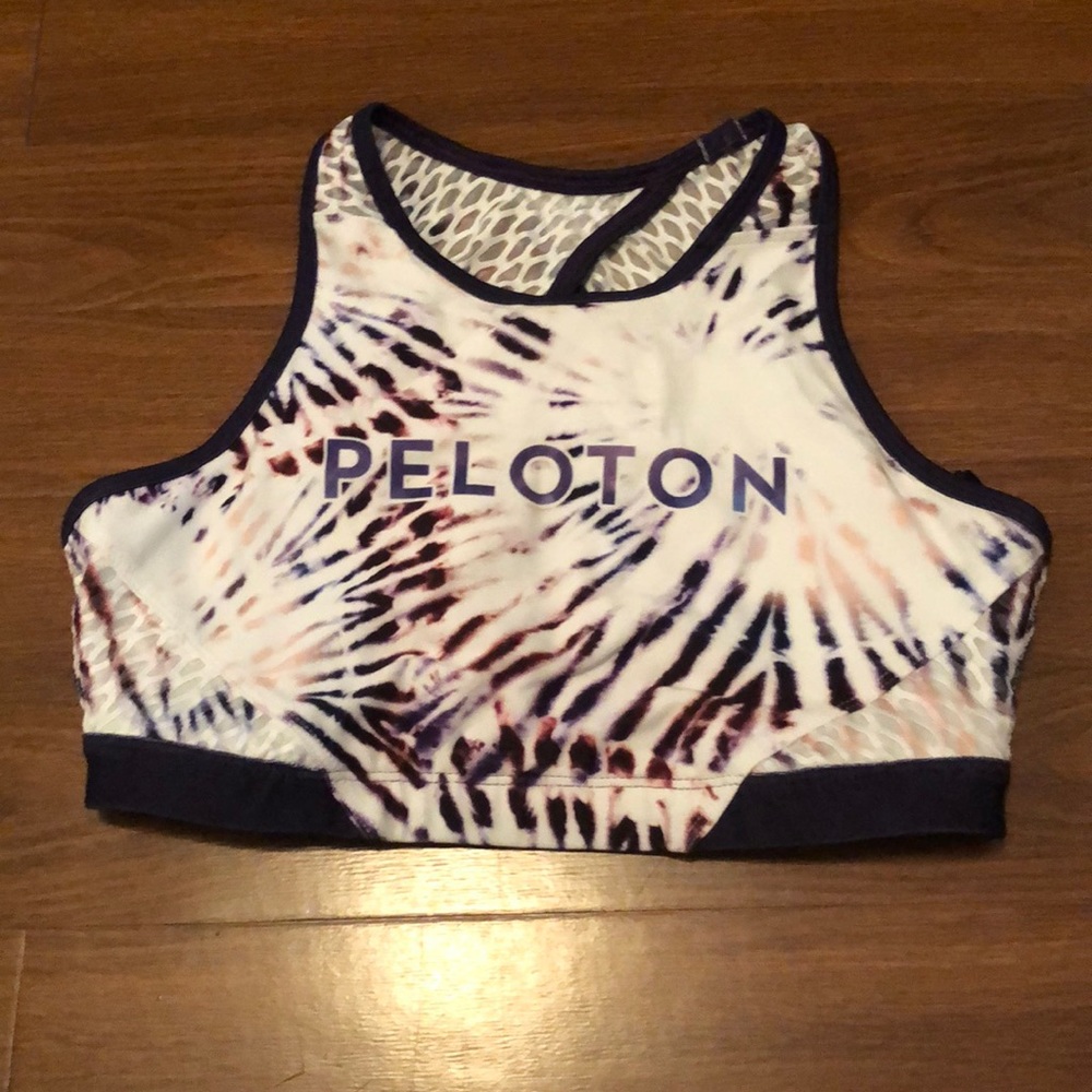 Peloton WITH sports bra size S